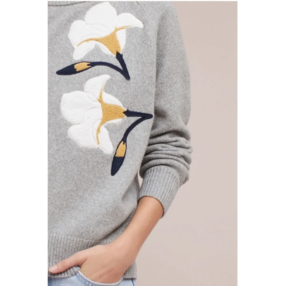 Brochu Walker x Anthropologie The Fell Embroidered Grey Floral Lily Pullover S